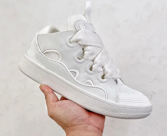 Lanvin Curb