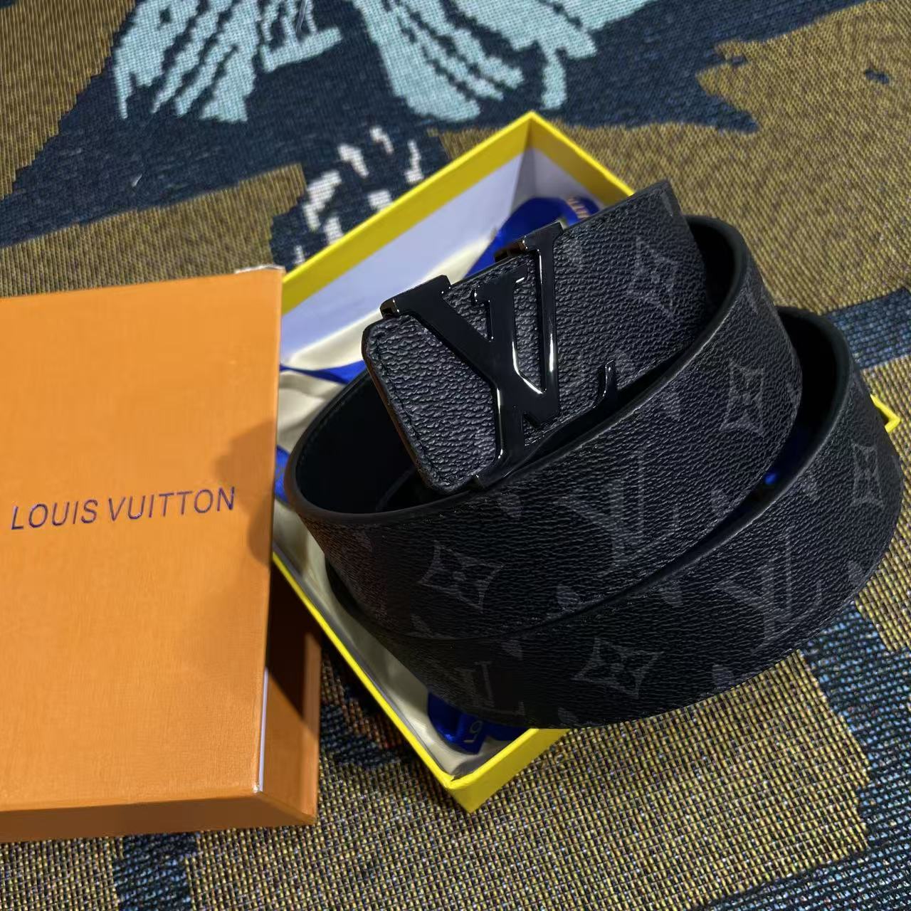Louie V Belt